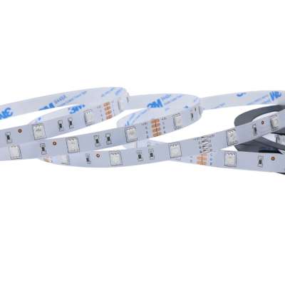 5050 30LEDs/m 12VDC RGB 7.2W IP20 5M/roll Color Changing LED Strip Lights with Remote Control for Home Decoration